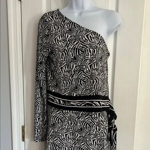 Black and White Zebra print One-Shoulder top and matching skirt.